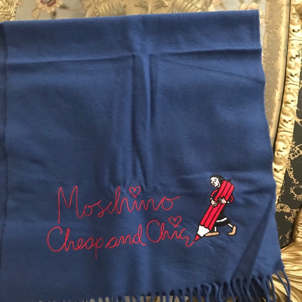 Moschino Wool Scarf